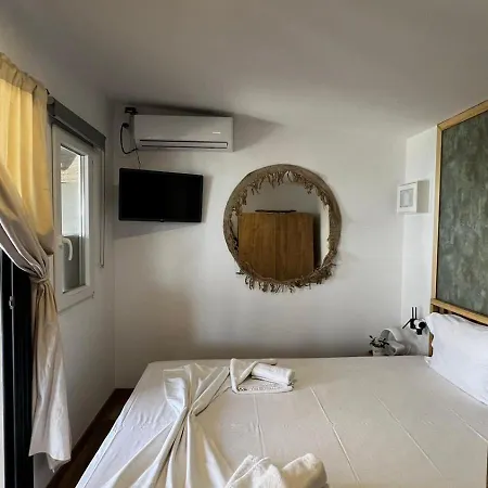 Apartment On The Xenia Paliouri